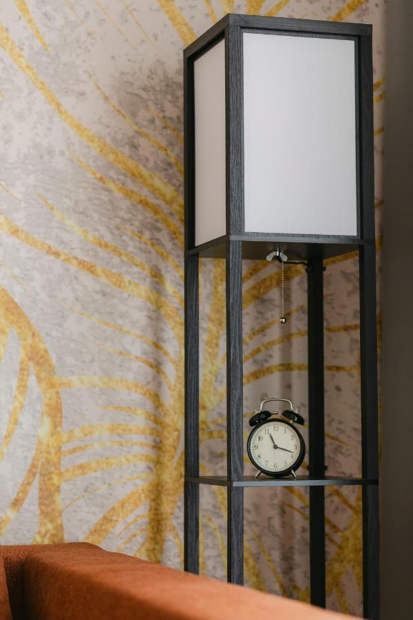 The Forest - Luxe Central Apt With Free Secured Parking Braşov Extérieur photo