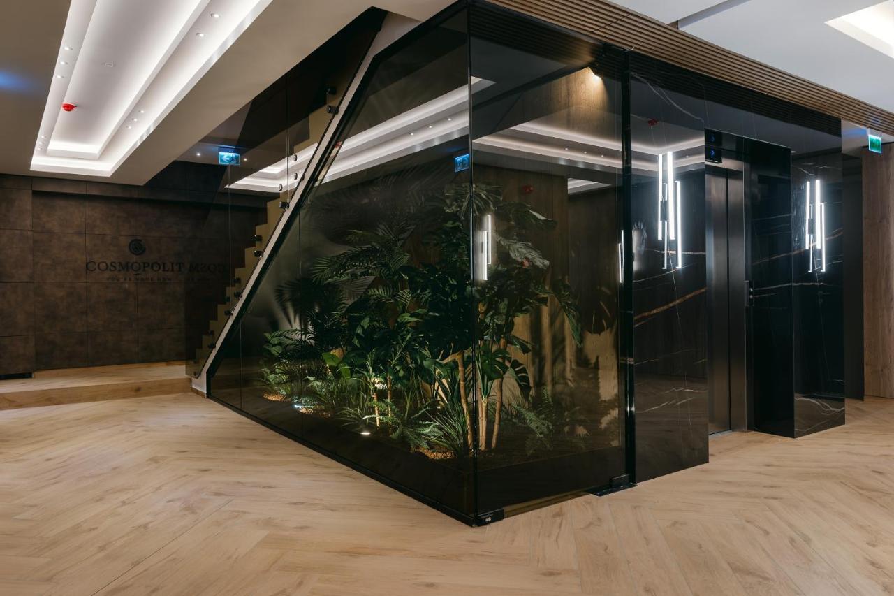 The Forest - Luxe Central Apt With Free Secured Parking Braşov Extérieur photo
