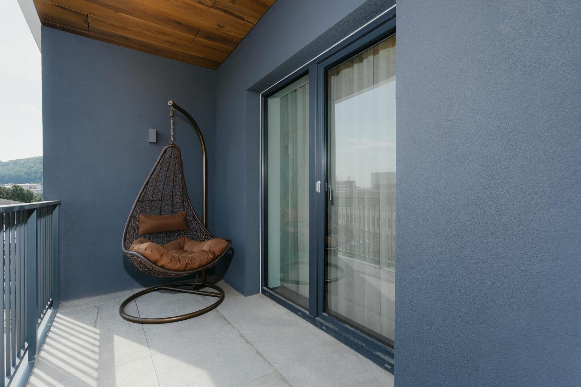 The Forest - Luxe Central Apt With Free Secured Parking Braşov Extérieur photo